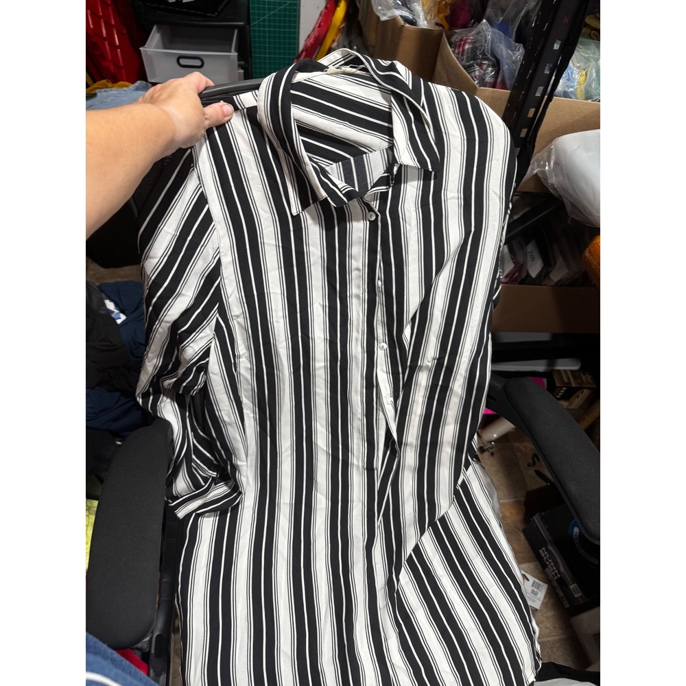 Vine & Love Black White Striped Button Down Shirt Long Sleeve Plus Size 3X
